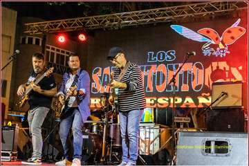 Los Sarantontones despachan el mejor rock español en Los Llanos de Telde/Ildefonso Rodríguez.